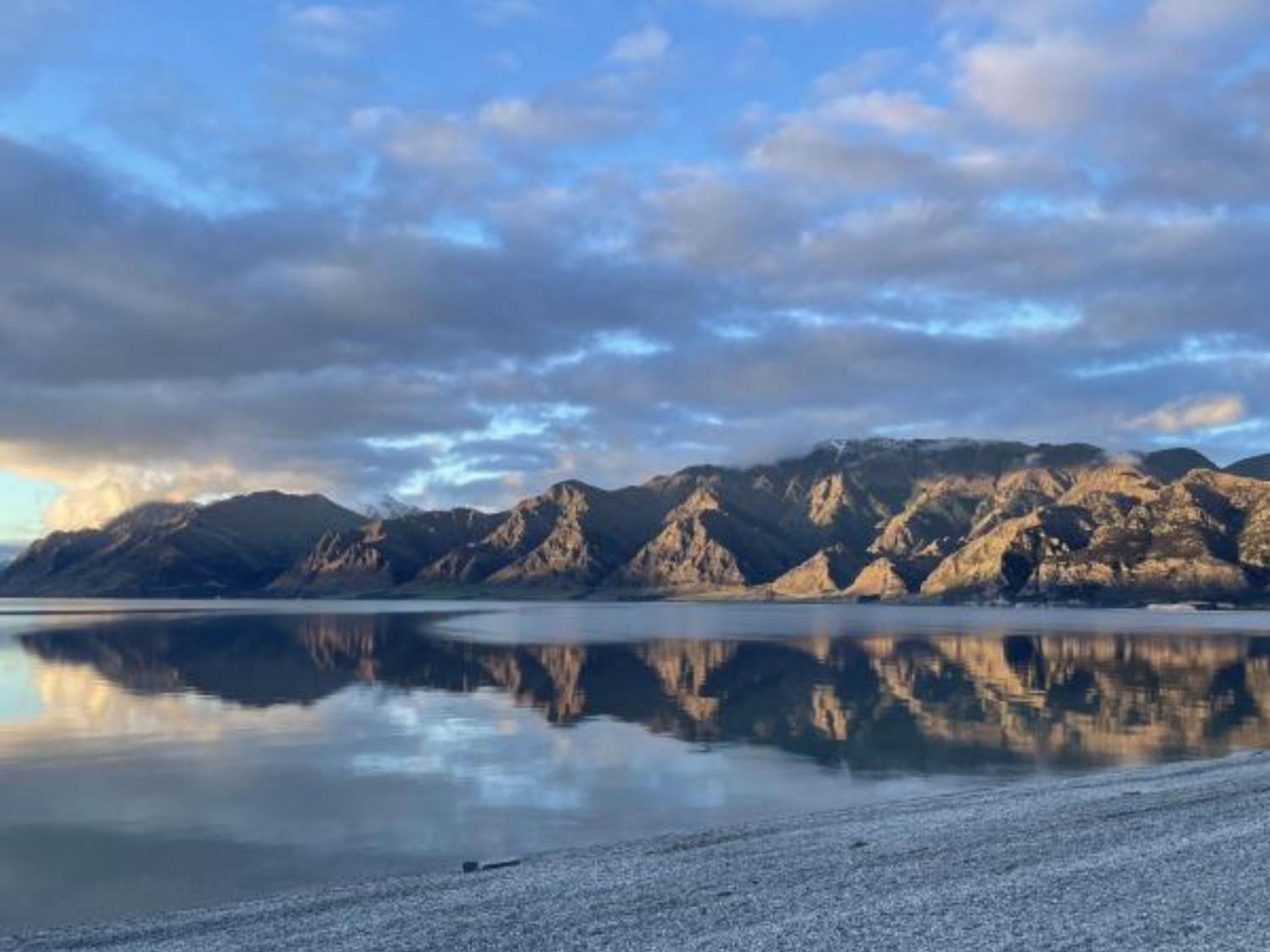 Wanaka Springs Lodge Exterior photo