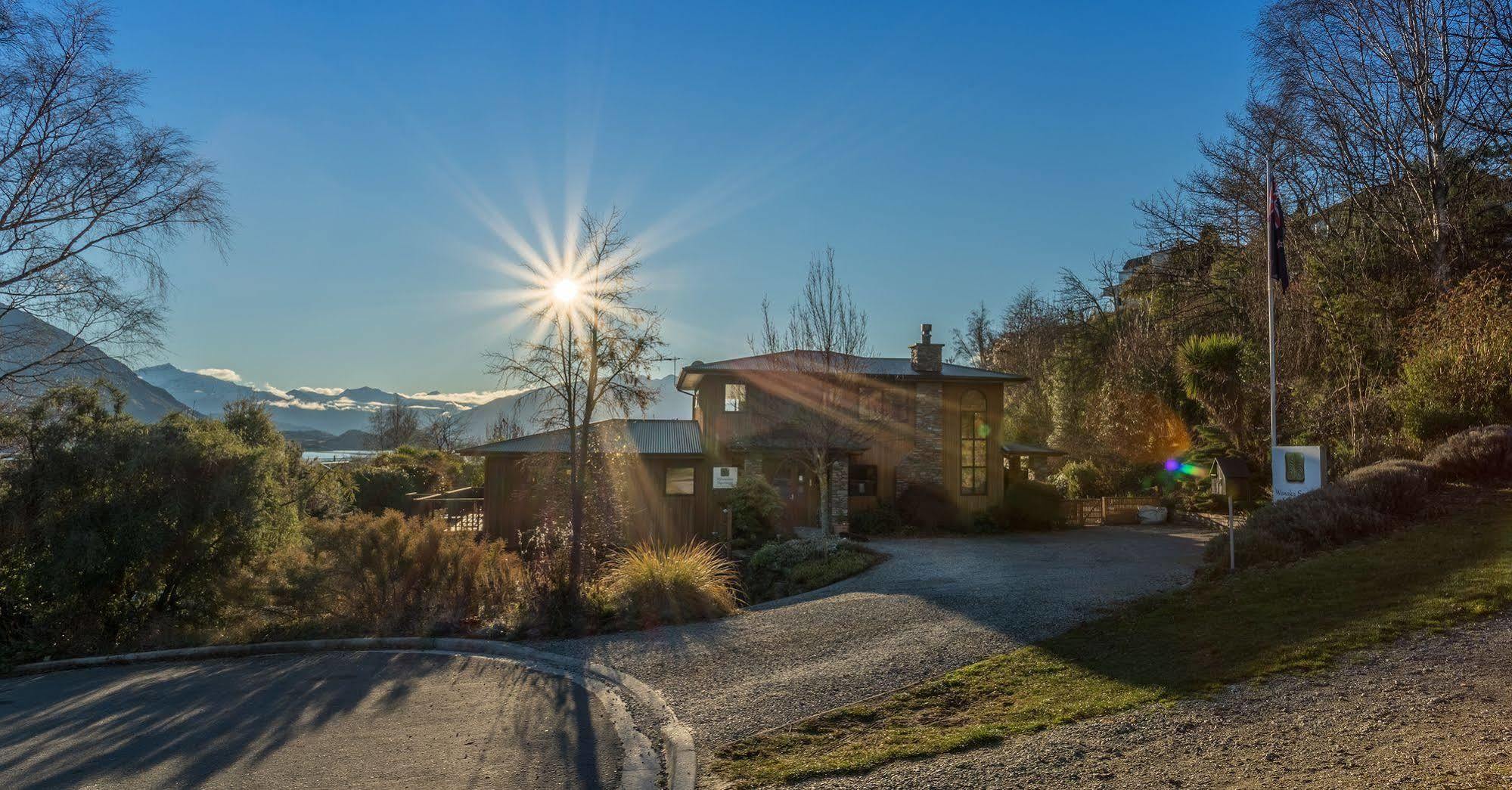 Wanaka Springs Lodge Exterior photo